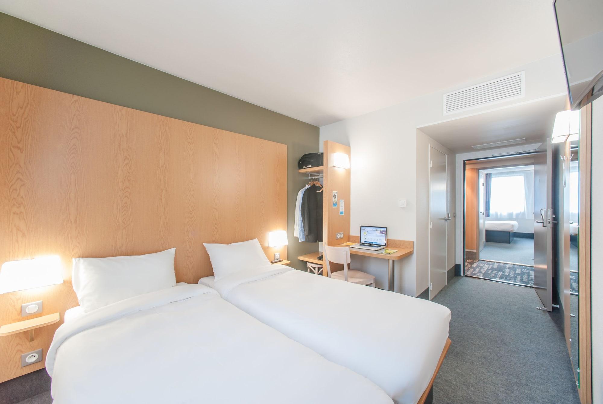 B&B HOTEL Orly Chevilly Marché International Exterior foto