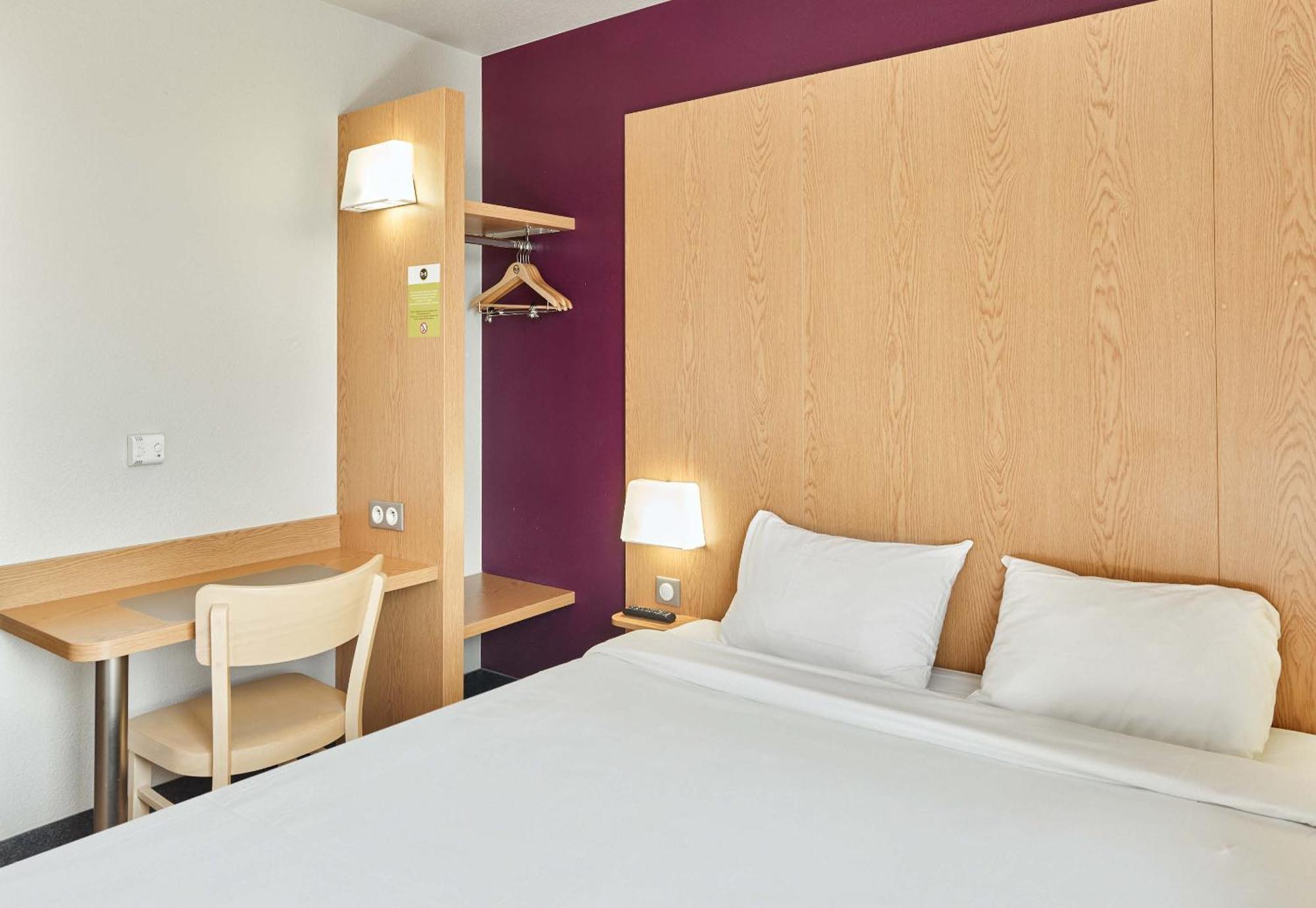 B&B HOTEL Orly Chevilly Marché International Exterior foto